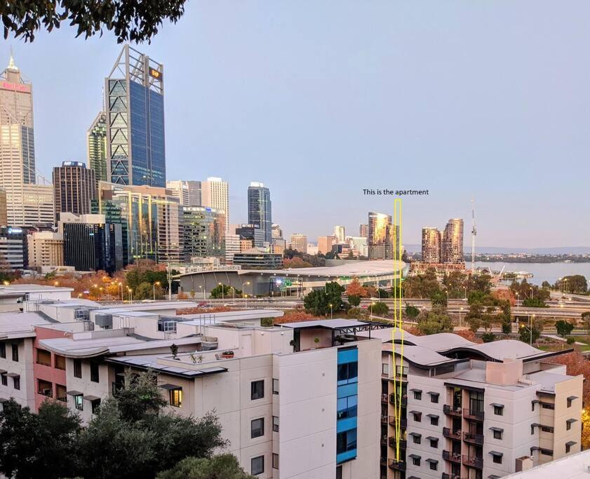 City & Lakeside With Free Parking, Pool And 10 Mins Walk Into The City Perth Eksteriør billede